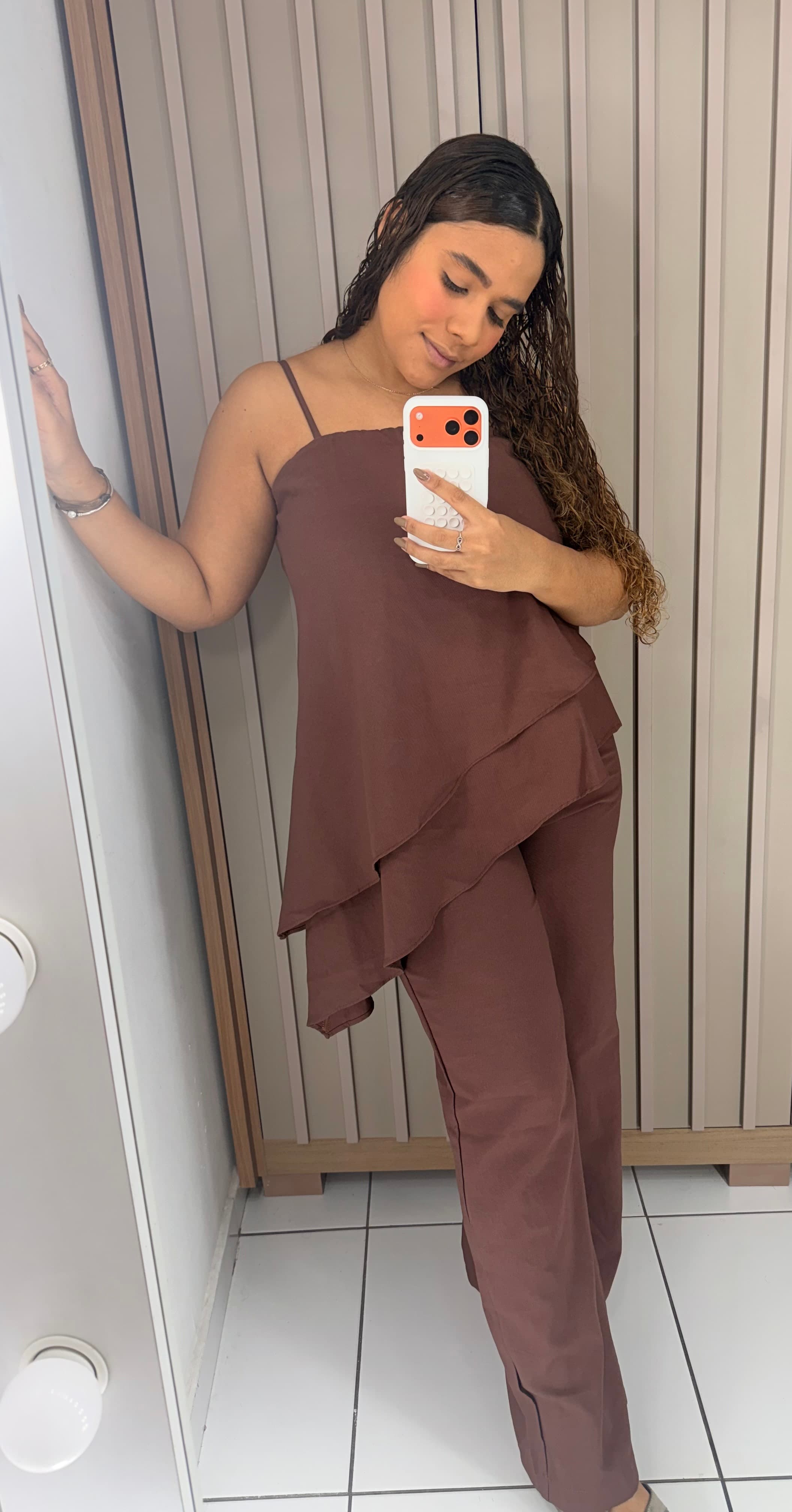 Conjunto Assimétrico de Alfaiataria